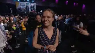Mijn muziek volkomen illegaal gebruikt tijdens een of andere vreemde award show (raar en leuk)