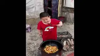 Amazing Rural Life little Boy cook food 조리 クックfor Grandparent