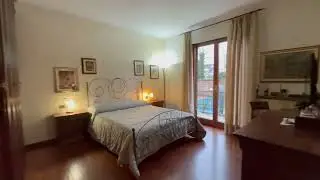 Villa con giardino a Rho