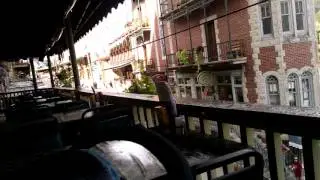 Eureka Springs basin hotel balcony bar/restaurant