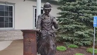 The only female Medal of honor recipient Dr. Mary Edwards Walker, her Story and her grave.