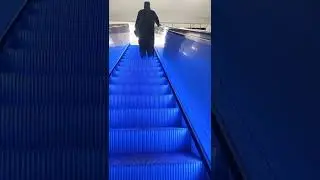 escalator #short #city_walk #greenlineBRT