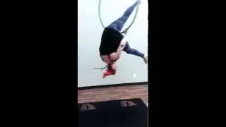 Lyra half hip hang splits