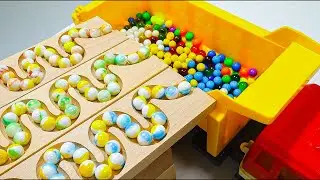 Marble Run Race ☆ Curvy Track, Ice Cream Truck & Fire Truck