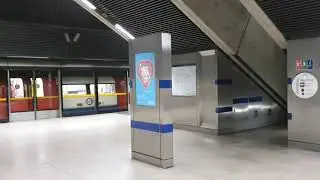 1996 stock | Arrival @Canary Wharf (DO NOT OBSTRUCT THE DOORS!!)
