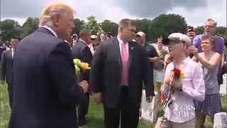 President Trump consoling families of fallen Soldiers🇺🇸