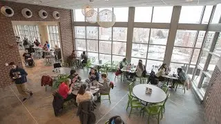 UNH Tour Stop: Dining Halls