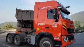 The harsh turns test the driver's skills #Hai Van Pass Officeal