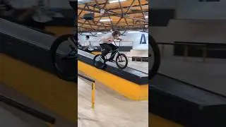 Unlucky feeb hard 1 bar #bmx #shorts #shortsfeed #bikelife #bmxlife #bmxstreet