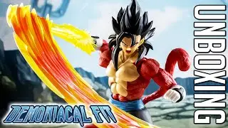 Распаковка фигурки Demoniacal Fit XENO Super Saiyan 4 Vegito!