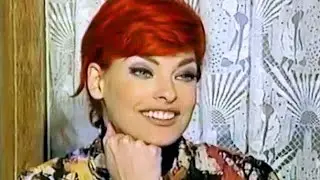 Cindy Crawford Reporting on Linda Evangelista (1992)