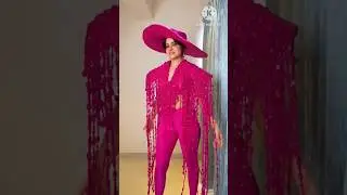 Urfi Javed Creates a New Outfit with Pearls #shorts #urfijaved #fashion