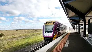 Caroline Springs station - July 2020
