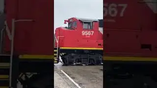 GP40-2W and 2 IC GP38-2s on manifest!