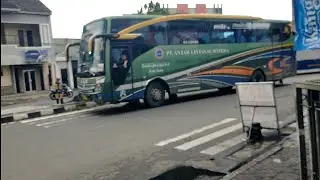 BUS ALS 311 TIBA DI JOGJA