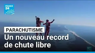 Parachutisme : un nouveau record de chute libre &bull; FRANCE 24