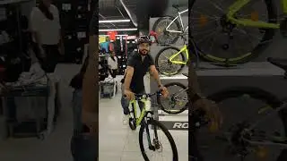 #cyberhub #decathlon #gurgaon #delhi #cycling