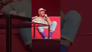Montreal Comiccon 2023 - (Most of) Arrow Panel