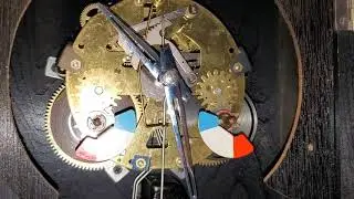 A Look Inside 2 Seikosha Wall Clocks.