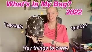 WHATS IN MY BAG 2022 ✨ what I carry around everyday 👀