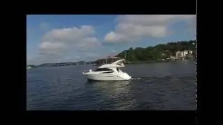 Comfort and Performance: 2006 Meridian 341 Sedan Boat For Sale at MarineMax Lake Ozark