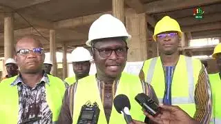 Le ministre de la Communication visite le chantier de construction du nouveau si&egrave;ge de la RTB