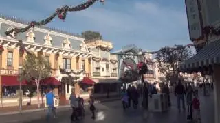 Disneyland Christmastime, Main Street Decorations Full Walkthrough HD POV
