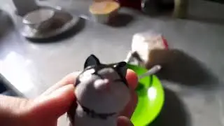 The cat that secretly dreams about eating everyone