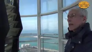 Come funziona il Faro di Genova?
