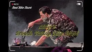 Akshay Kumar's Breath Taking Bike Stunt at Zee Cine Awards in 2014 - Dare Devil Act on Stage