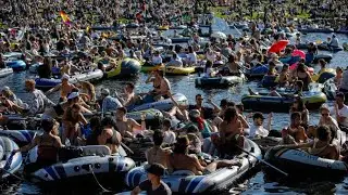 Wasser-Rave auf dem Landwehrkanal sorgt f&uuml;r heftige Kritik