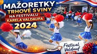 Mažoretky Trhové Sviny  - vystoupení na festivalu Karla Valdaufa v Trhových Svinech
