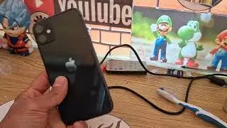 Como Hacer mantenimiento en el centro de Carga de un Iphone 😲 no quiere cargar