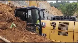 CAT Excavator poclain mashine danger work video danger video CAT poclain mashine