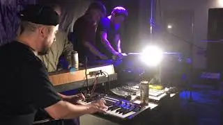 McKey Synth Jamming - next part/
