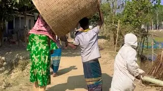 কি করে মহিলা সেথে 