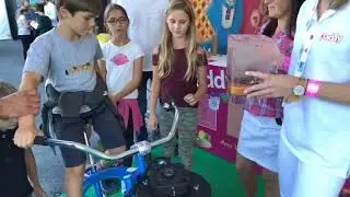 Animation smoocycle sur le stand Cristal Union