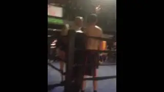 Mark Pearn boxing fight at Torquay