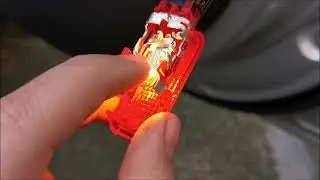 Audi A4 B8 - How to replace the bulb in the red door warning light (LED upgrade)