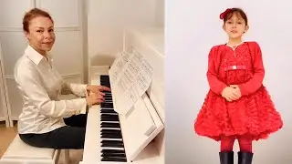 LAS ESTRELLAS_Marta Gomez_arrangé pour piano/voix d'enfant par Annabella Vista