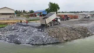 Wonderful Project With Heavy Wheel Loader Pushing Stone And Dump Trucks Loading