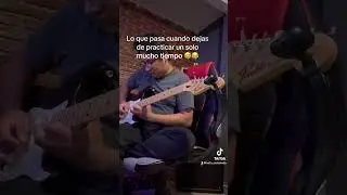 Practiquen, jaja #comedia #guitar #fender #stratocaster #ironmaiden #thetrooper #boss #katana #me80