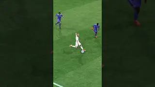 What a header #video #fifa #fcmobileid #fcmobile #fc25 #soccer #soccergoals #skills #gaming #goals