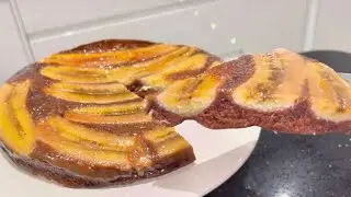 A Simple Caramelised Banana Chocolate Cake in a Frying Pan | No Oven Recipe | A Culinary Delight 