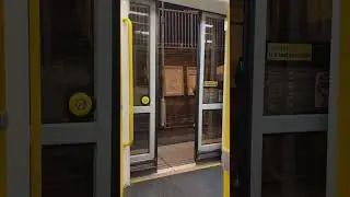 The ULTIMATE DOOR SLAM | Manchester Metrolink Bombardier M5000