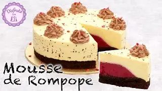 Pastel de rompope con chocolate y delicioso relleno de frutos rojos /Tarta mousse de rompope
