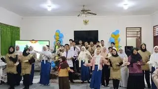 PERSEMBAHAN DARI KELAS 9 