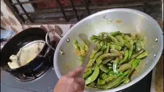 নতুন বছরের সেরা শিম ভাজি রেসিপি || Sim Vaji Recipe || Sim Fry |Simer vaji Bangali village style 