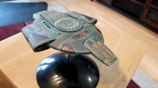 Star Trek USS Defiant 1/1000 Scale Model