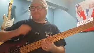 QUEEN Don't Stop Me Now.  Bass cover in Eb.